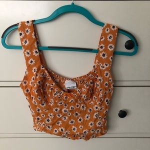 Daisy top